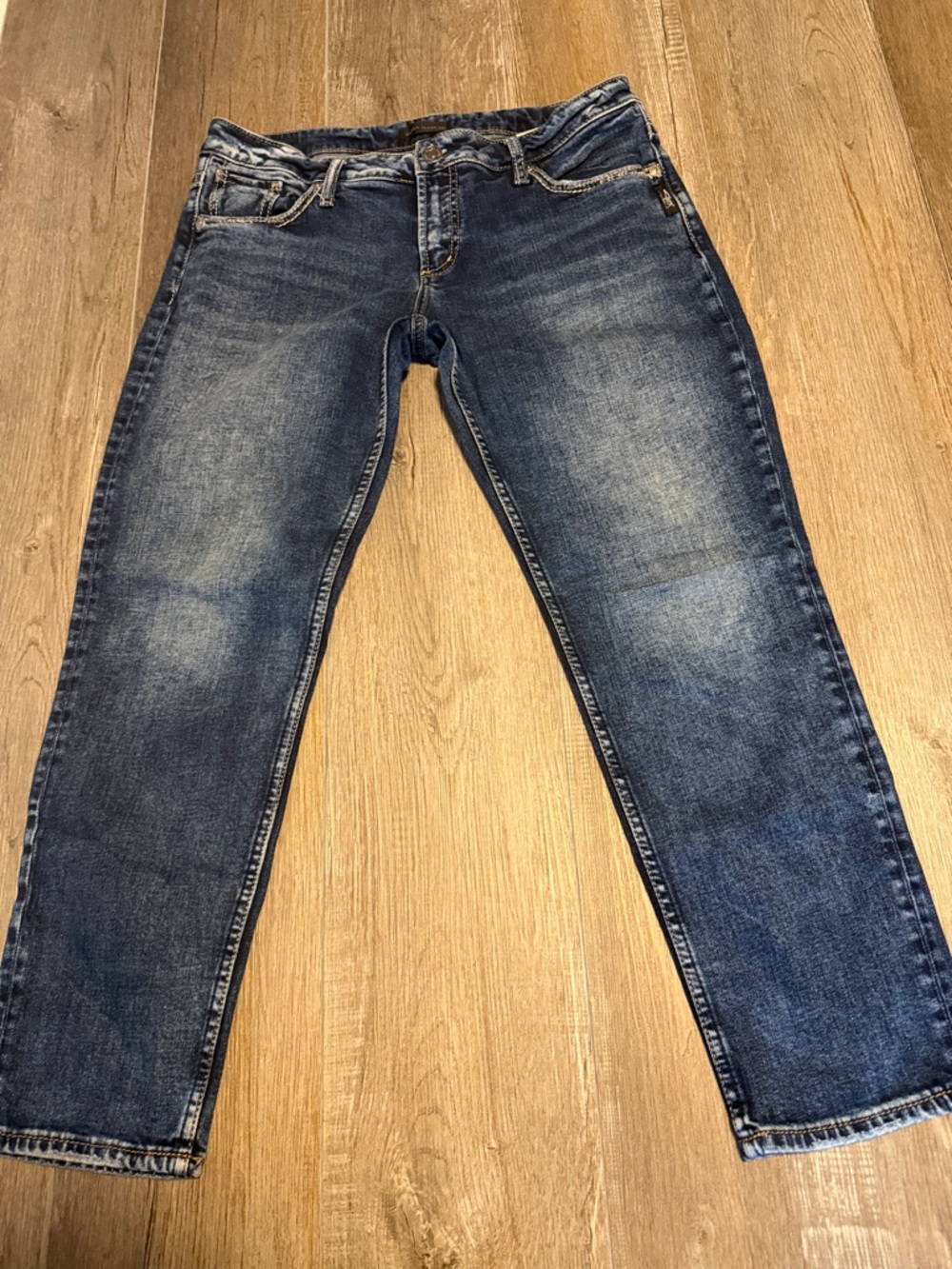 Silver Jeans Boyfriend Capris